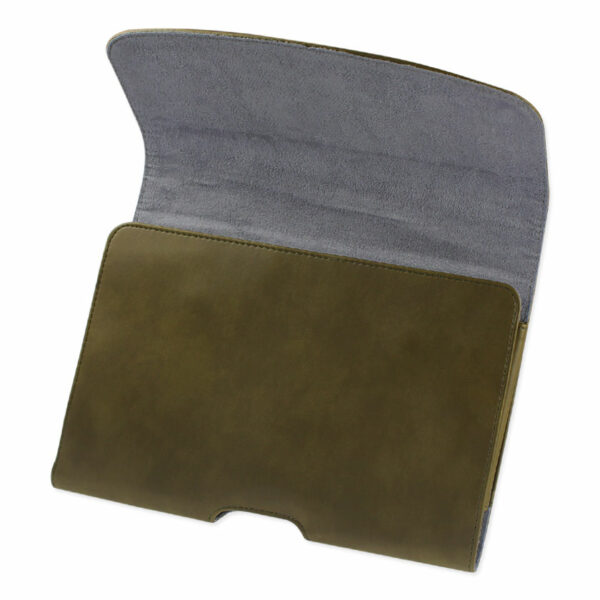 REIKO SMOOTH HORIZONTAL LEATHER POUCH IN ARMY GREEN - Image 3