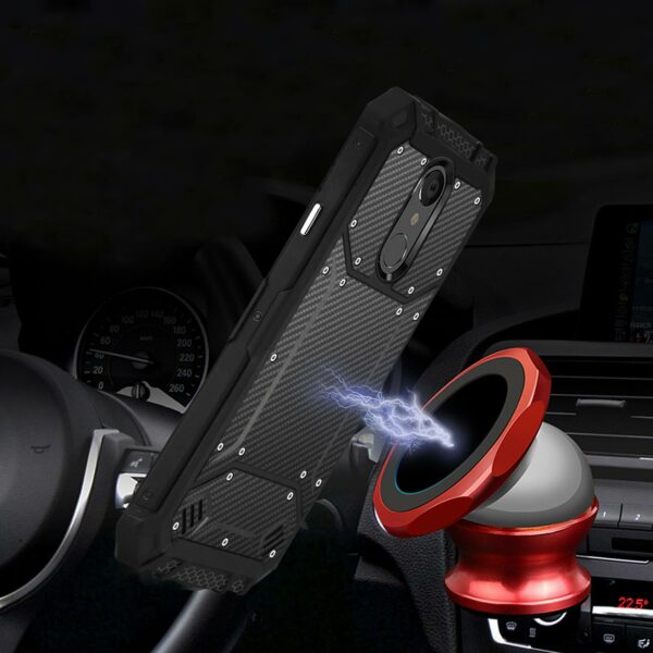 Reiko LG Q7 PLUS Carbon Fiber Hard-shell Case In Black - Image 2