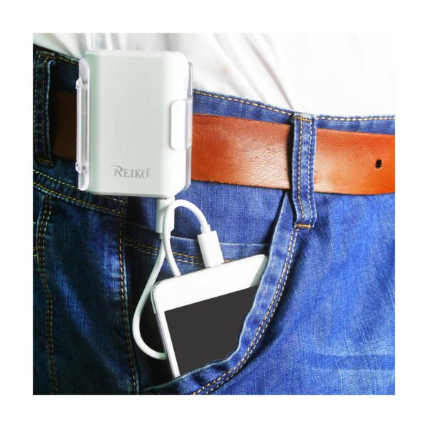 REIKO 4000MAH UNIVERSAL POWER BANK WITH CABLE IN WHITE - Image 2