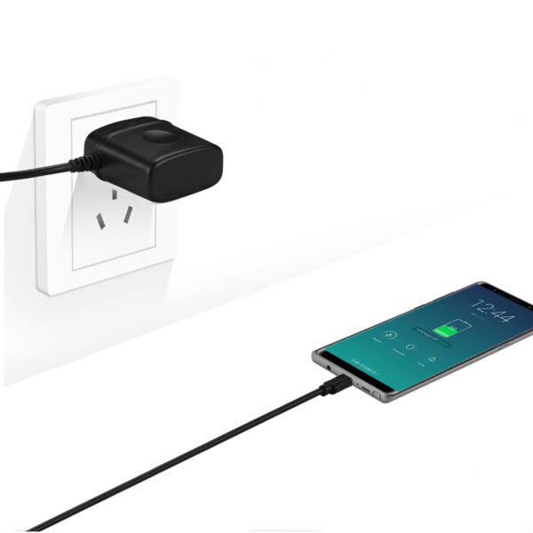 REIKO PORTABLE TYPE C TRAVEL ADAPTER CHARGER WITH BUILT IN CABLE IN BLACK - Image 2